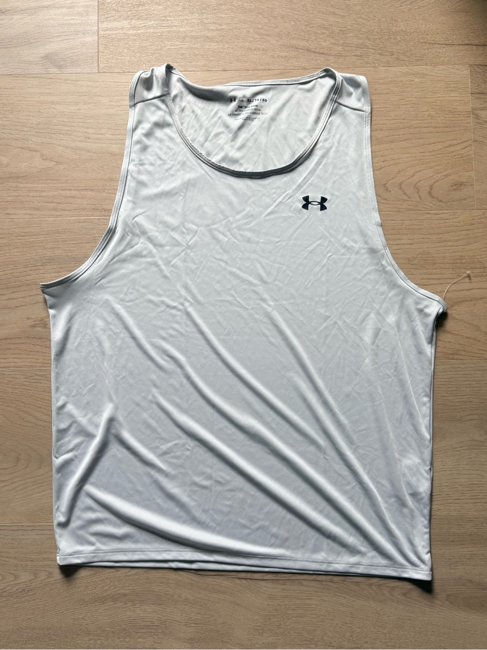 Men’s Under Armour Light Gray Athletic Tech Tank Top Sz XL NWOT